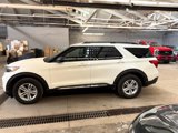 Used 2022 Ford Explorer XLT w/ Equipment Group 202A image 2