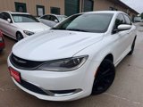 Used 2016 Chrysler 200 Limited image 2