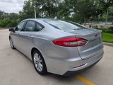Used 2019 Ford Fusion SE image 4