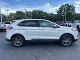 Used 2020 Ford Edge Titanium image 4