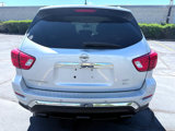 Used 2017 Nissan Pathfinder SL image 4