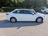 Used 2022 Toyota Corolla LE image 2