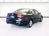 Used 2017 Volkswagen Jetta S image 4
