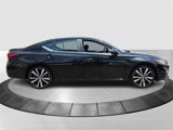 Used 2021 Nissan Altima 2.5 SR image 2