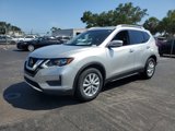 Used 2018 Nissan Rogue SV image 2
