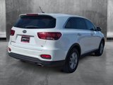 Used 2019 Kia Sorento LX image 5