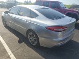 Used 2020 Ford Fusion SEL image 4