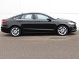 Used 2020 Ford Fusion SE image 3