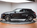 Certified 2025 Porsche Macan image 2