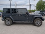 Used 2016 Jeep Wrangler Unlimited Rubicon w/ Connectivity Group image 2