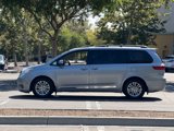 Used 2016 Toyota Sienna XLE image 6