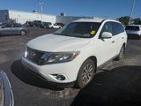 Used 2013 Nissan Pathfinder SV w/ Cargo Pkg image 2