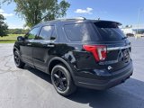 Used 2018 Ford Explorer 4WD image 3