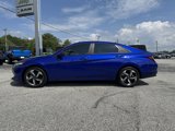 Used 2023 Hyundai Elantra SEL w/ Convenience Package image 2