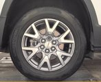 Used 2020 GMC Acadia SLT image 2