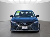Used 2020 Toyota Camry SE image 2