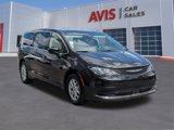Used 2023 Chrysler Voyager LX image 3