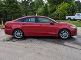 Certified 2020 Ford Fusion SE image 3