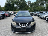 Used 2016 Nissan Rogue S image 2