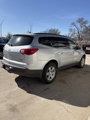 Used 2010 Chevrolet Traverse LT image 3