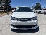 Used 2021 Chrysler Voyager LX image 4