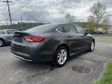 Used 2015 Chrysler 200 Limited w/ Convenience Group image 4