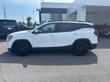 Used 2022 GMC Terrain SLE w/ Driver Convenience Package image 2