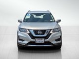 Used 2019 Nissan Rogue SV image 2