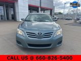 Used 2010 Toyota Camry LE image 2
