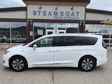 Used 2018 Chrysler Pacifica Limited w/ Advanced Safetytec Group image 2