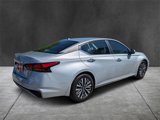 Used 2023 Nissan Altima 2.5 SV image 3
