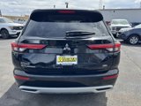 Used 2022 Mitsubishi Outlander SEL image 4