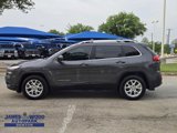 Used 2016 Jeep Cherokee Latitude image 4