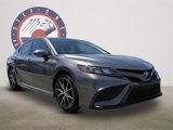Used 2021 Toyota Camry SE image 1