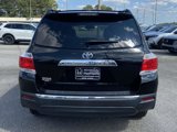 Used 2013 Toyota Highlander FWD image 3