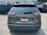 Used 2019 Jeep Cherokee Latitude w/ Cold Weather Group image 4
