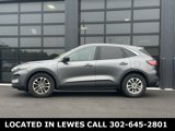 Used 2022 Ford Escape SE image 2