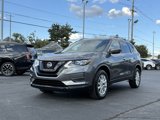 Used 2019 Nissan Rogue SV image 2