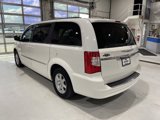Used 2012 Chrysler Town & Country Touring image 6