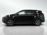Used 2022 Kia Sportage LX image 2