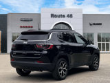 Used 2025 Jeep Compass Limited image 5