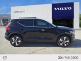 New 2025 Volvo XC40 B5 Core w/ Climate Package image 2