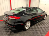 Used 2019 Ford Fusion SE image 4