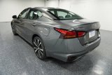 Used 2021 Nissan Altima 2.5 SR image 2