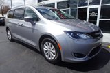 Used 2018 Chrysler Pacifica Touring-L image 2