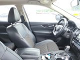 Used 2022 Nissan Rogue Sport SV w/ Technology Package image 5