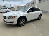 Used 2016 Volvo V60 T5 Cross Country w/ Convenience Package image 3
