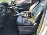 Used 2023 Ford Explorer Limited image 5