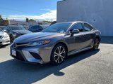 Used 2018 Toyota Camry SE image 4