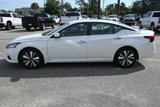 Used 2022 Nissan Altima 2.5 SV image 2